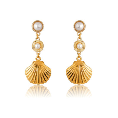 Golden Shell drop earrings with pearls