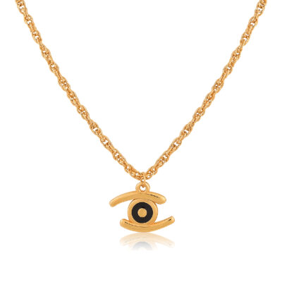 A very chic and elegant evil eye pendant hanging on a rope chain wearable in any occasion. To elevate your casual look at the office, pair it with a white shirt, complete an official look or wear it while rocking your little black dress to protect yourself from the evil eye.