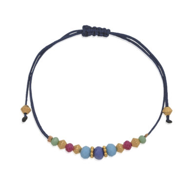 A joyful adjustable bracelet, made with little polygonal glass beads. Light, and easy to wear, you can style it any way you want. Stack it with our other bracelets from our bracelet's collection. Perfect for gift or any occasion.
